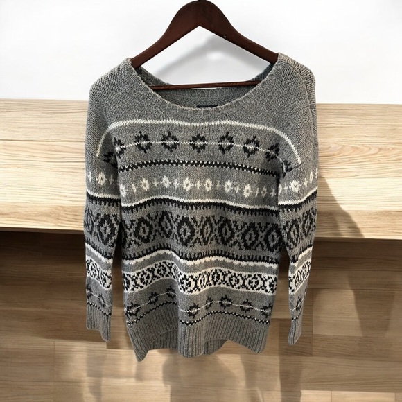 American Eagle Outfitters Women’s Fair Isle Sweater Sz S - Picture 1 of 6